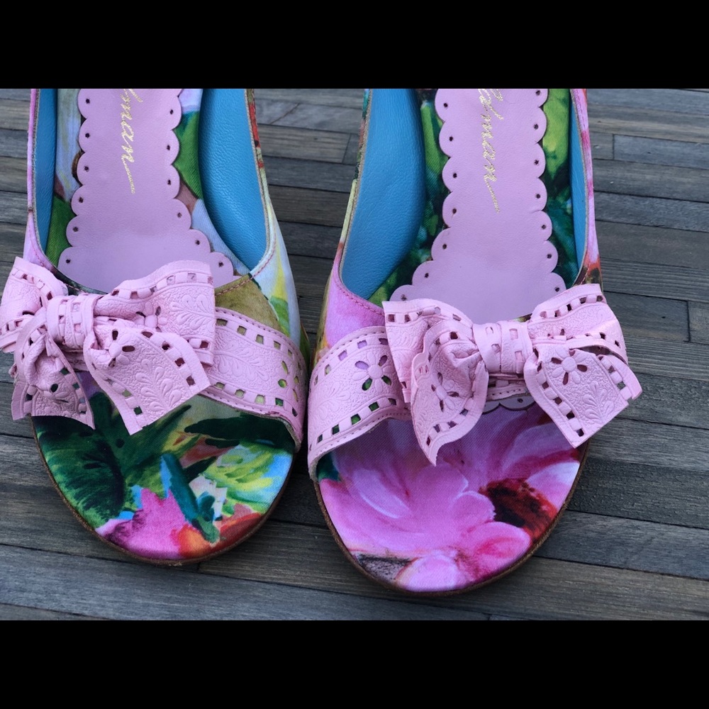 EUC Beverly Feldman Silk Floral Heels Sz. 9 - Picture 6 of 9